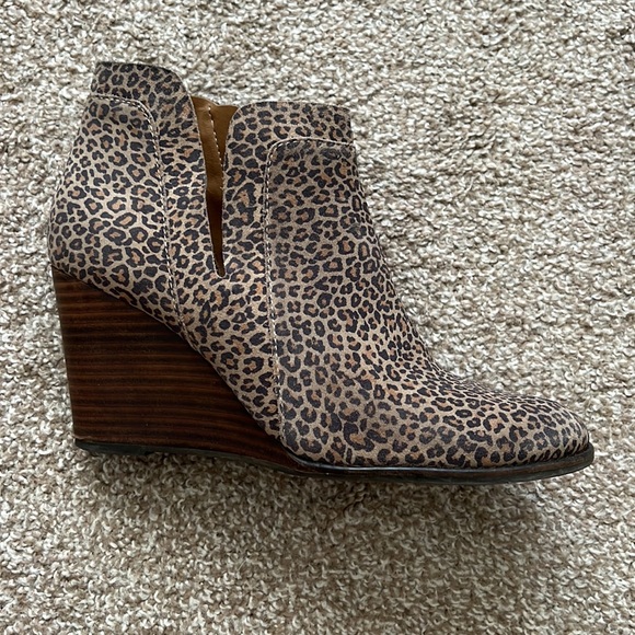 Lucky Brand Leopard Wedge Ankle Booties - Picture 2 of 9